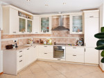 Cocina en tonos rosados
