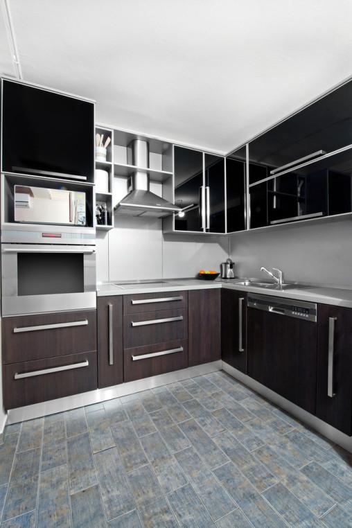 Cocina moderna en madera wengué