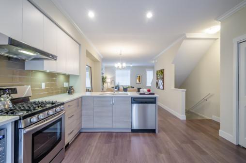 Cocina moderna minimalista en beige