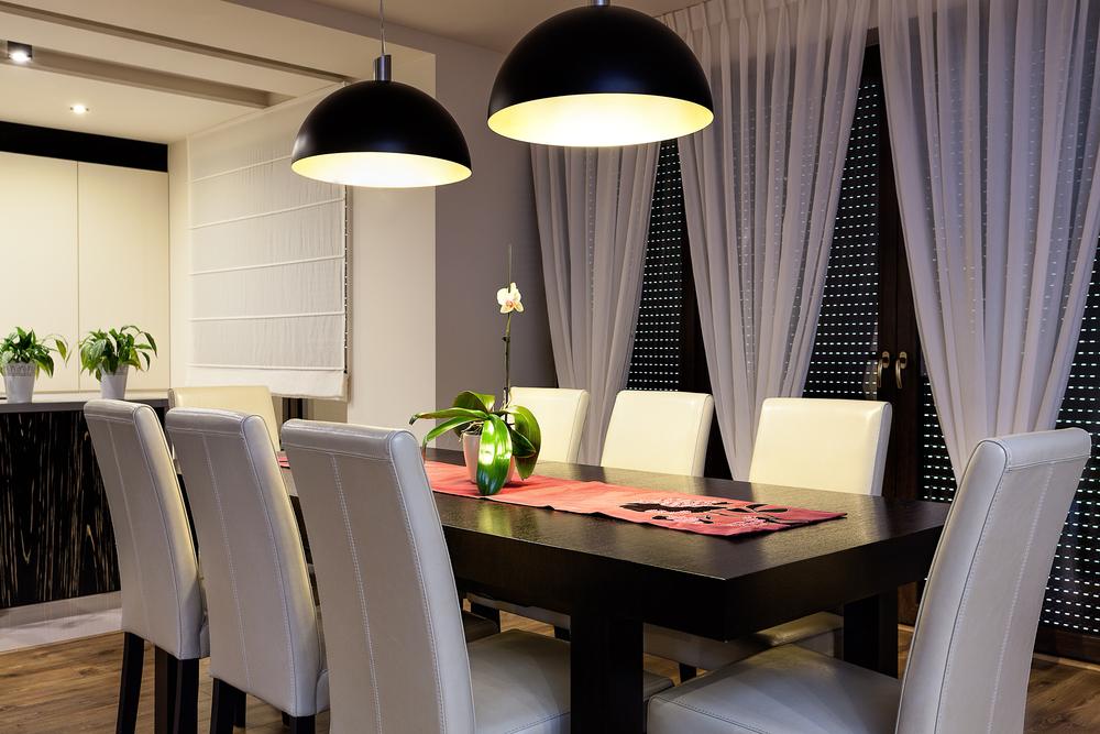 Comedor moderno de estilo asiático