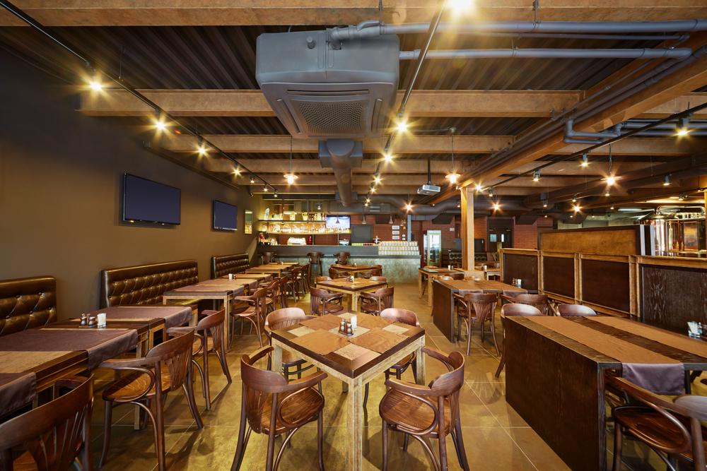 Cafetería de estilo industrial